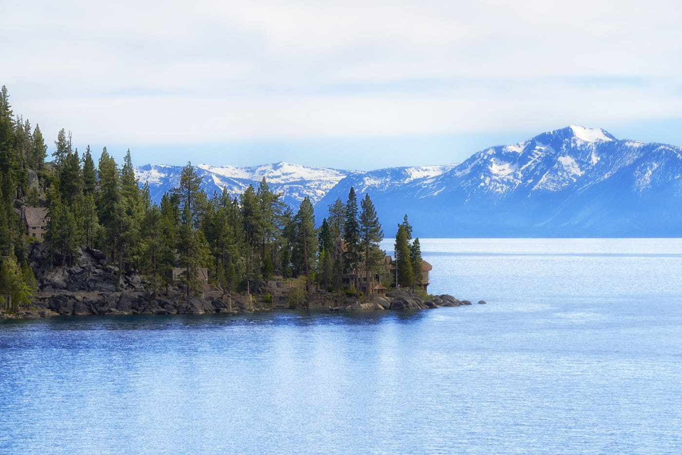 hike-to-bonsai-rock-lake-tahoe_file_1.jpg
